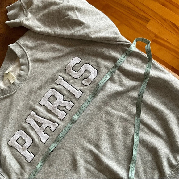 H&M Paris sweatshirt size large, grey with white - Picture 6 of 8